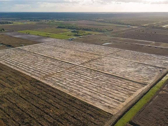 5th image of 6536 5th Rd