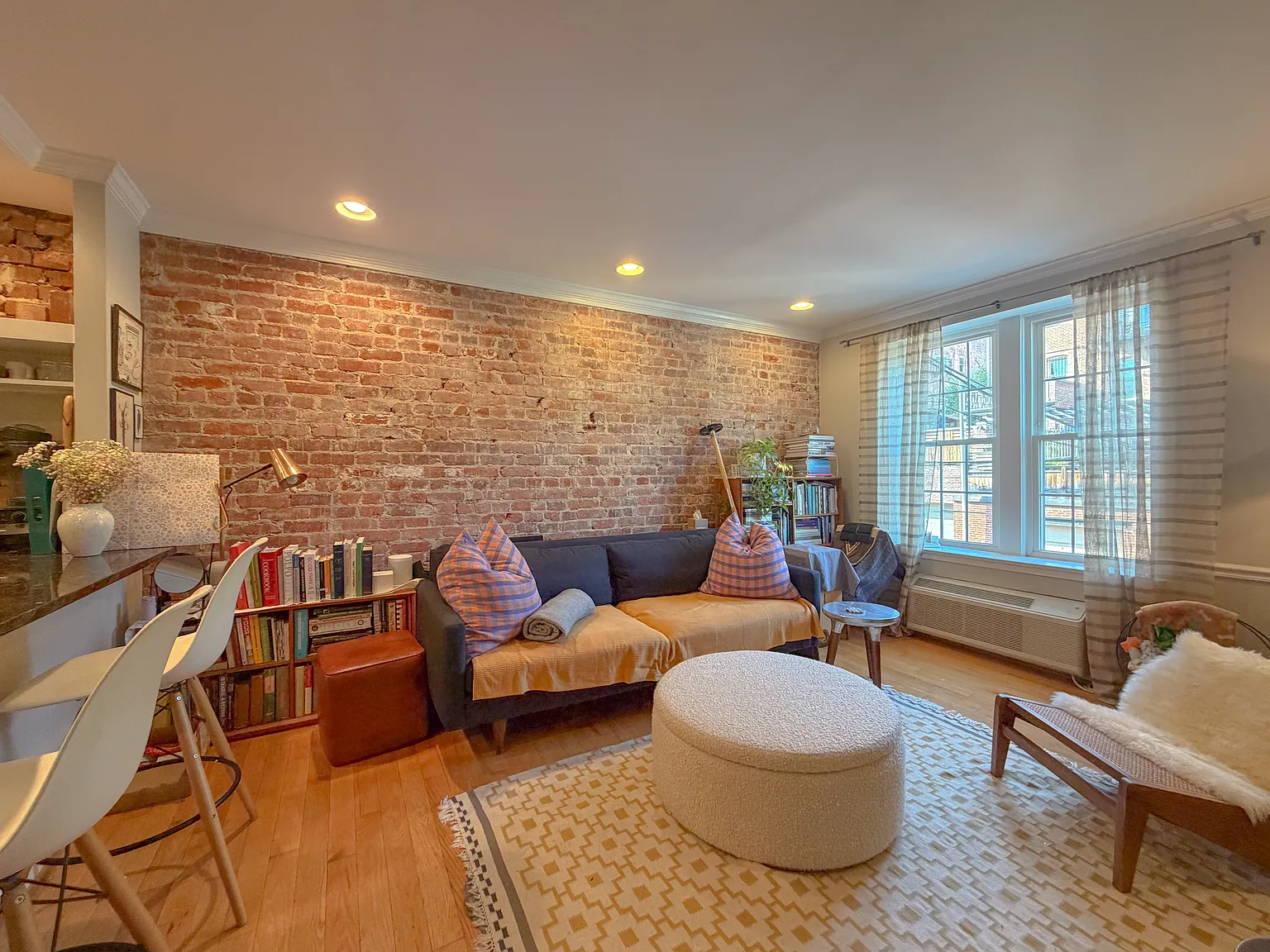 1 bed, 618 sqft, $2,750 — Photo 1