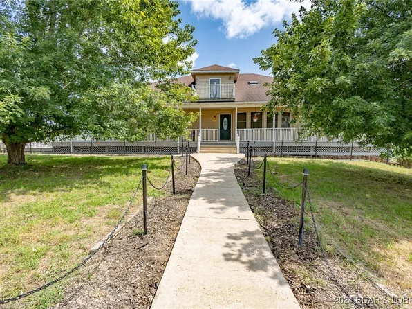 121 Poplar Rd, Eldon, MO 65026