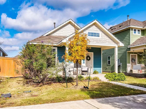 1174 Esplanade Pkwy, San Marcos, TX 78666