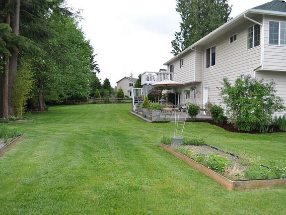 3rd image of 9607 196th St SE