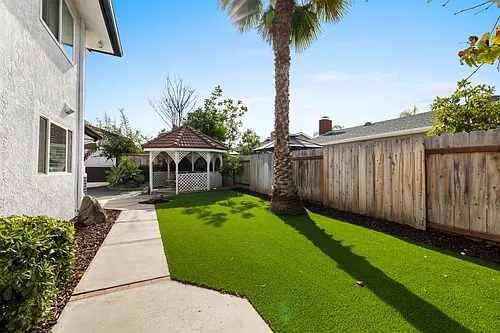 5115-21 Remington Road - 5117 Photo 1