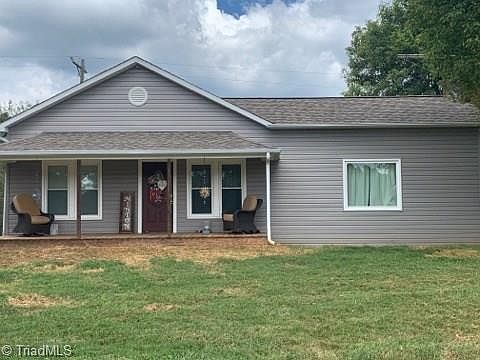 2nd image of 202 Mount Zion Rd
