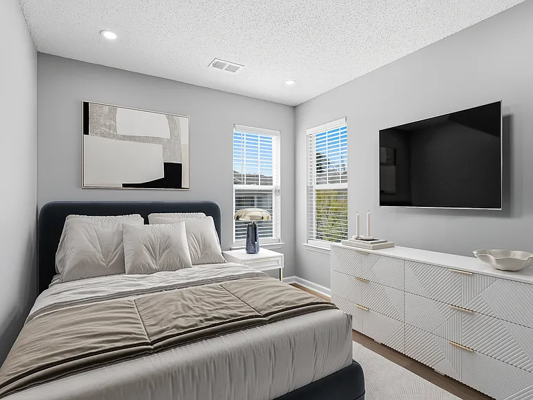 The Pointe @ Apex Apartments — Photo 25