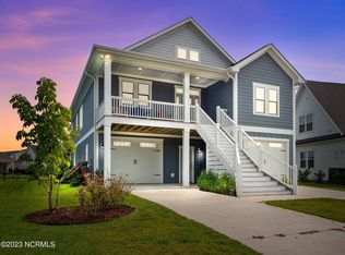 570 Moss Lake Ln, Holly Ridge, NC 28445