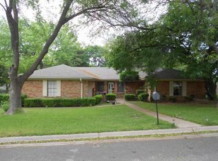 10014 Townridge Dr, Woodway, TX 76712