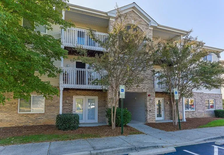 4250 Branch Bend Ln — Photo 2