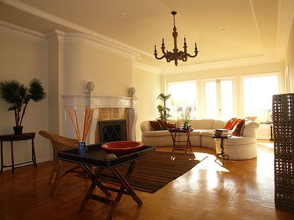 3rd image of 2235 Laguna St APT 205