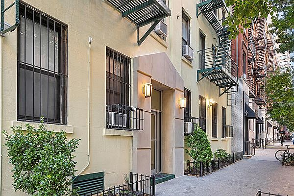 1st image of 242 E 87th St APT 3C