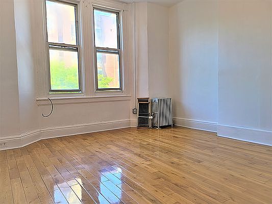 1st image of 731 6th Ave #3B