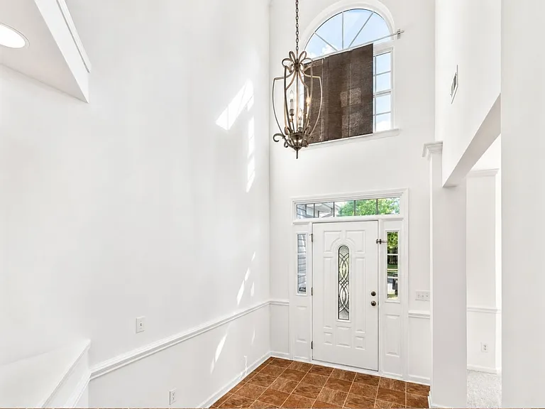 10922 Sedgemoor Ln — Photo 3