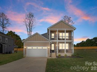 8078 Blackwood Rd, Denver, NC 28037