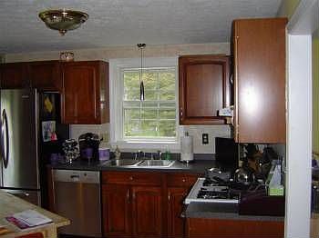 1st image of 15 Hilindale Dr