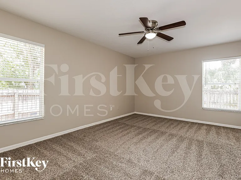 1736 W Pine St — Photo 11