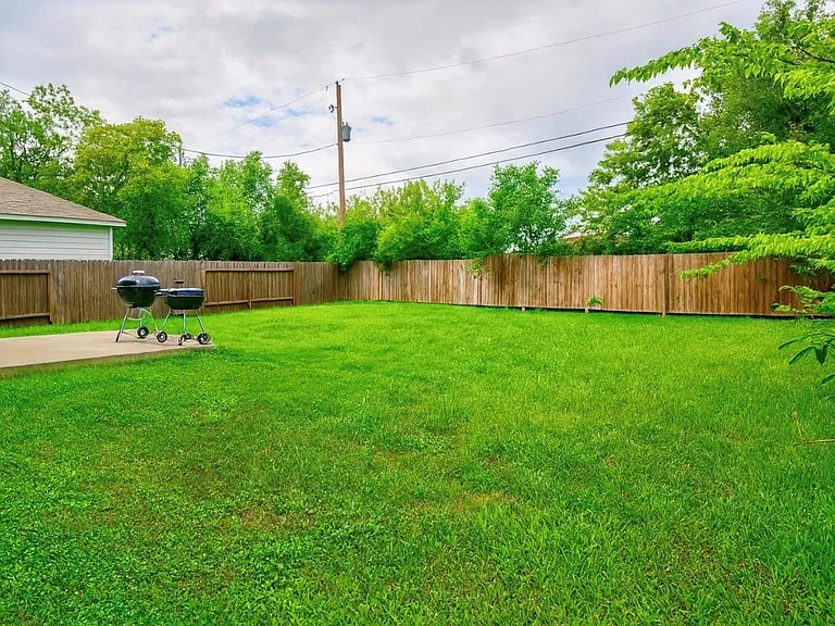 3510 Oleander Ave — Photo 36