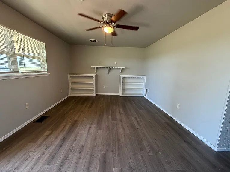 5150 W Camp Dr — Photo 6