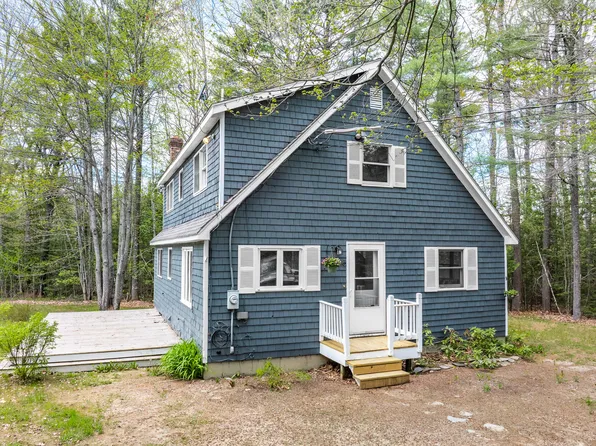 215 Levenseller Road, Holden, ME 04429