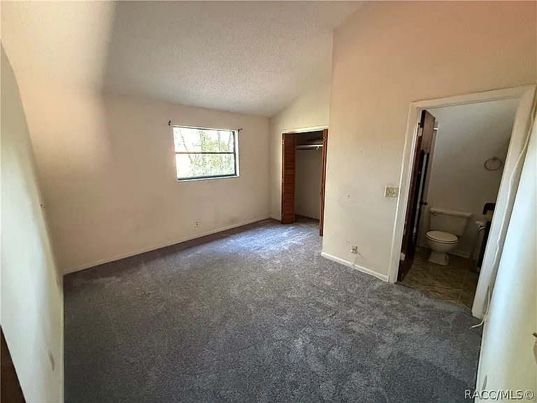 2316 Colby St — Photo 9
