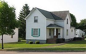 1.5 story Home just 4 homes from the BEACH!