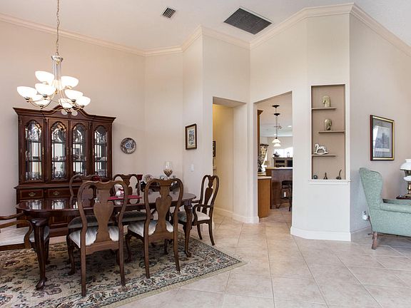 4th image of 4124 Melrose Ct