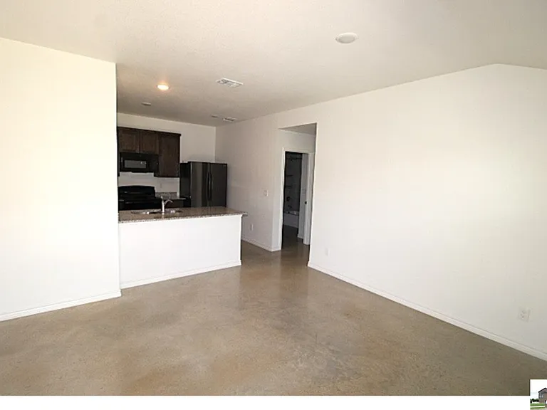 102 Lost Trl #B — Photo 3