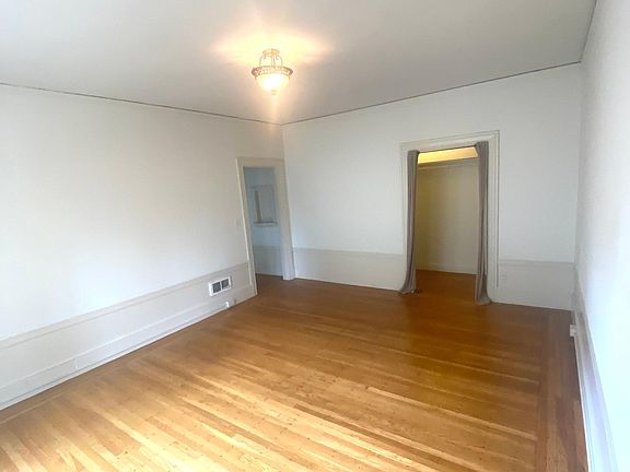 3rd image of 199 Dolores St