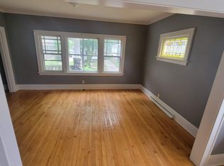 5909 W Park Hill Ave, Milwaukee, WI 53213