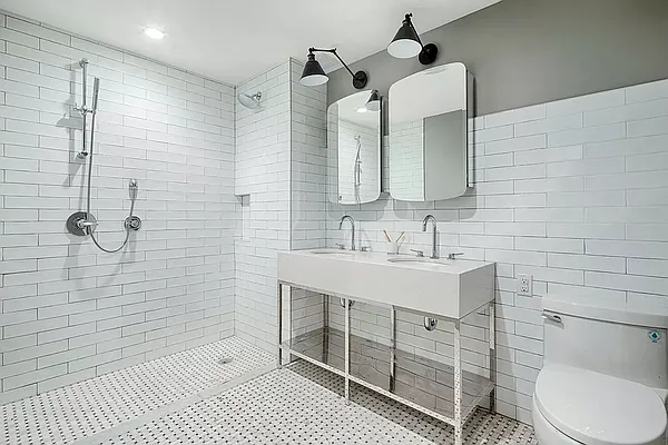 Rented by Zjama Realty Corp | media 5