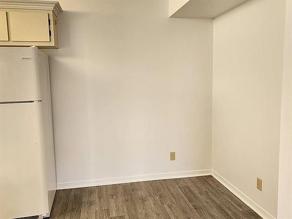 5th image of 1605 SW Silver Pine Way #1101