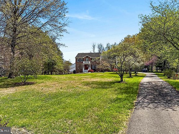 3rd image of 4809 Old Chapel Rd