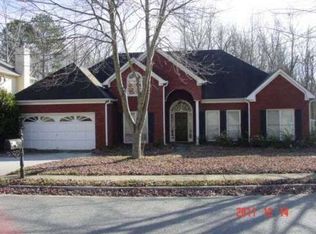 670 Oxford Crest Ct, Lawrenceville, GA 30043