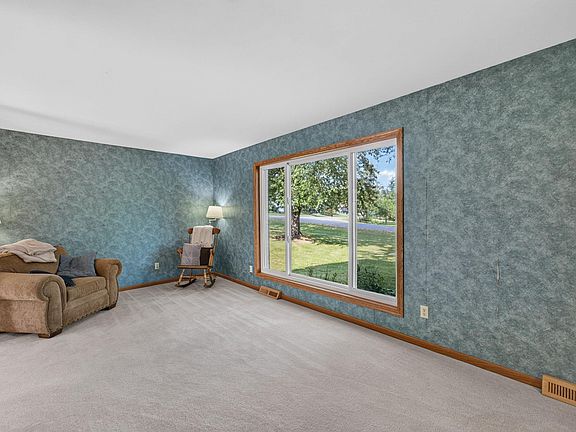 3rd image of 4507 Stone Wood Dr