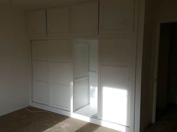 2nd image of 4162 Lockland Pl APT A