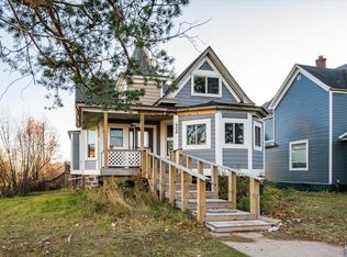 902 9th Ave, Two Harbors, MN 55616