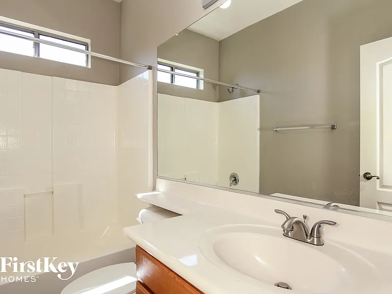 1848 E Dunbar Dr — Photo 13