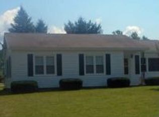 653 South St, Castleton, VT 05735