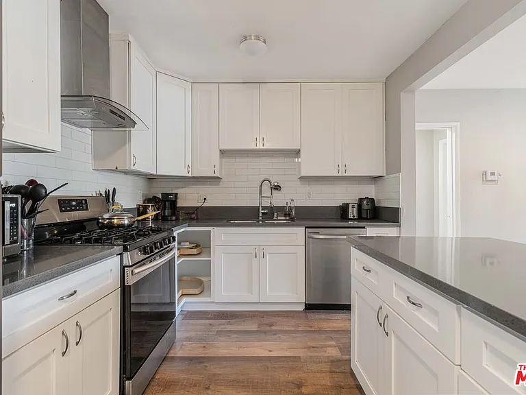 8222 Vanscoy Ave — Photo 5