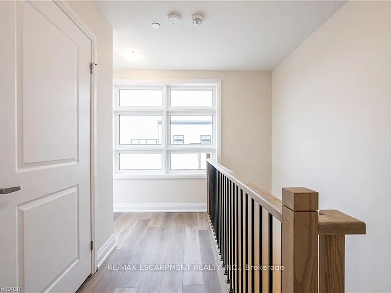 1585 Rose Way #119 — Photo 24