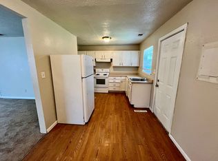 2630 S 49th St, Kansas City, KS 66106