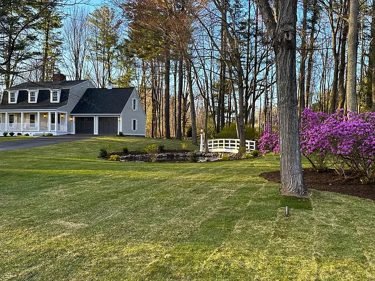 3 Woodvue Rd — Photo 8
