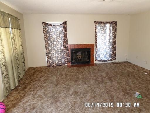 5th image of 1107 E Noble Ave