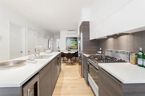 Rented by Douglas Elliman | media 11