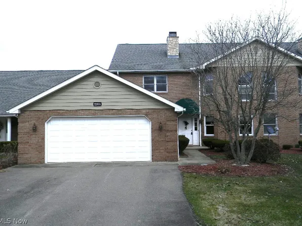 7291 Oakwood Dr APT B, Brookfield, OH 44403
