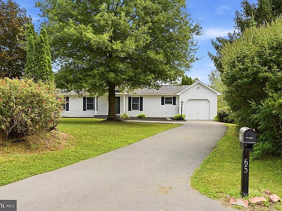 2nd image of 65 Live Oak Ct