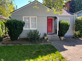 8056 17th Ave NW, Seattle, WA 98117