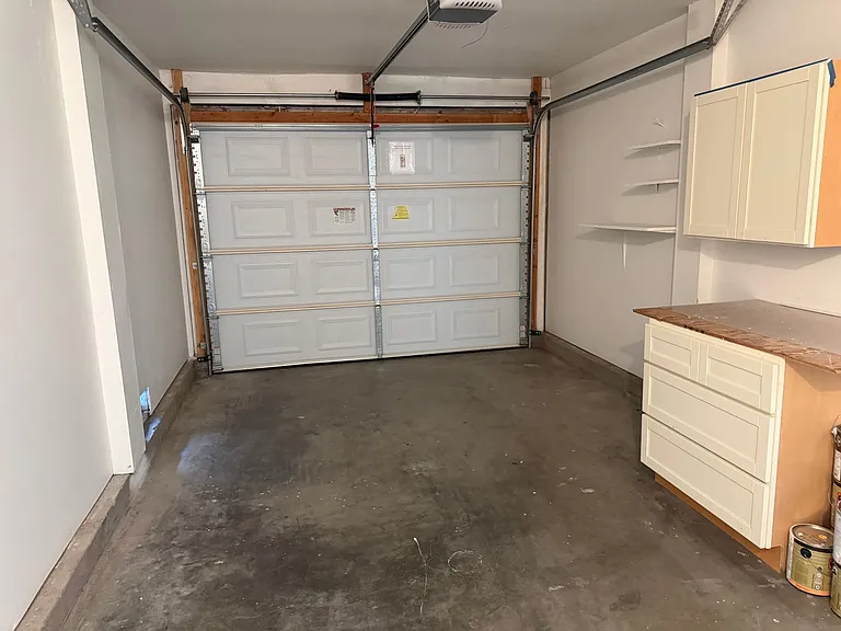 452 Estriga Ct — Photo 11