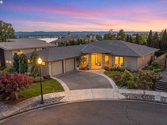 2nd image of 1508 SE Hawks View Ct