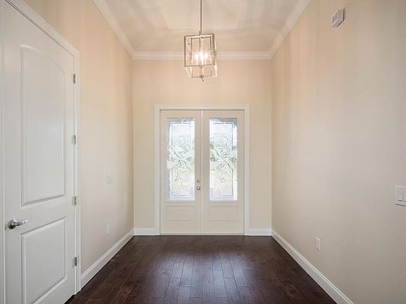 4th image of 17633 Live Oak Dr