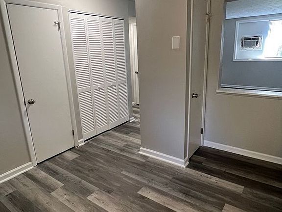 4th image of 159 London Rd #22