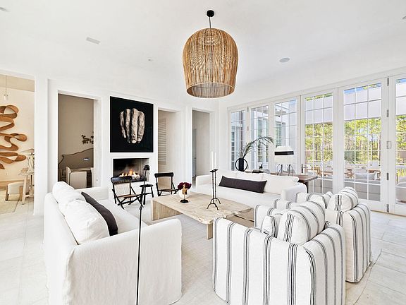 4th image of 53 Portico Ave